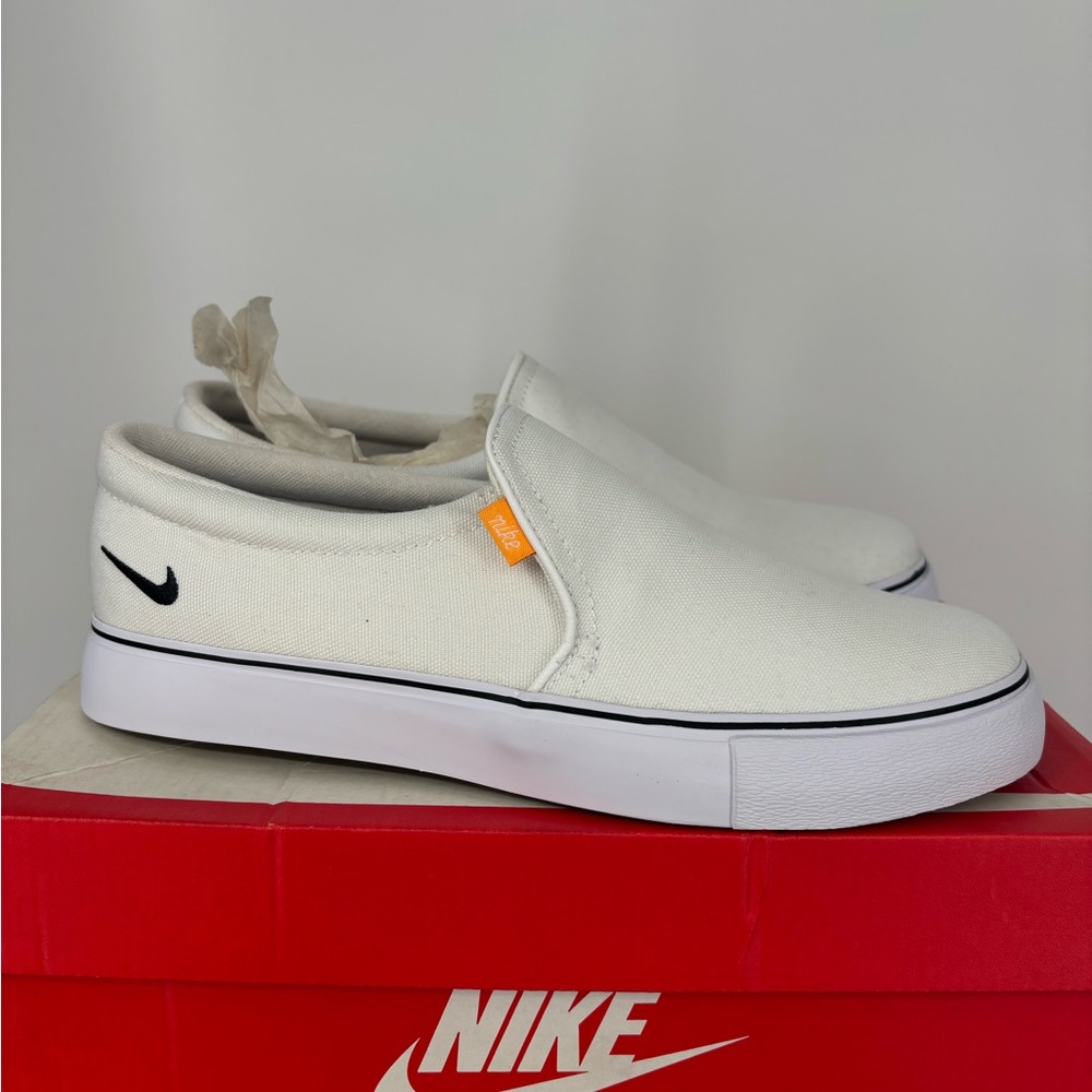 Nike Women’s Court Royale Canvas Sneakers Size 8